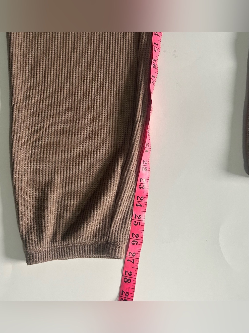 2pc Set Taupe Waffle Knit Lounge Set Cowl Neck & Joggers Women’s Size L - Picture 8 of 15